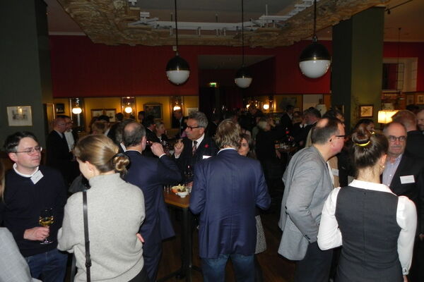 Beim Get-Together am Abend vor dem Gipfel gab es wie immer Gelegenheit zum Austausch